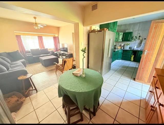3 BEDROOM HOUSE FOR SALE IN VANDERBIJLPARK CW 1